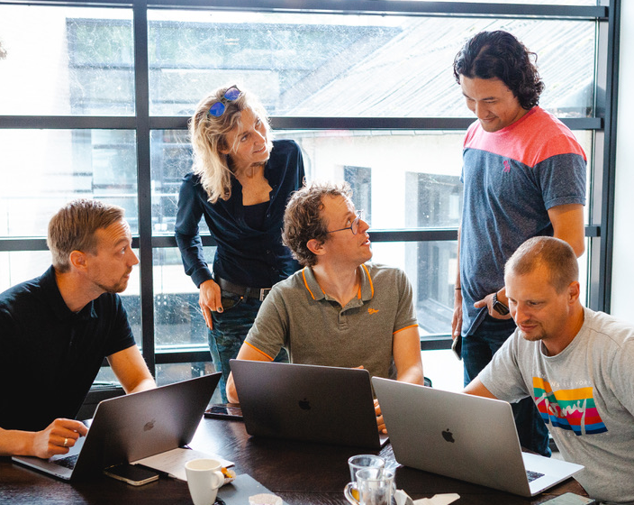 Morteza collaborating with colleagues